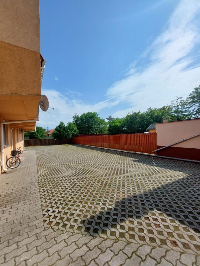 Sunshine Resort Apartment Hajdúszoboszló Exterior foto